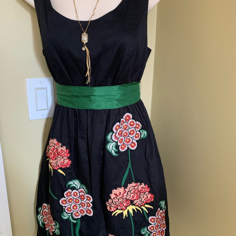 Anthropologie Floreat Black and Green A-Line Midi Cranesbill Dress - Size 4